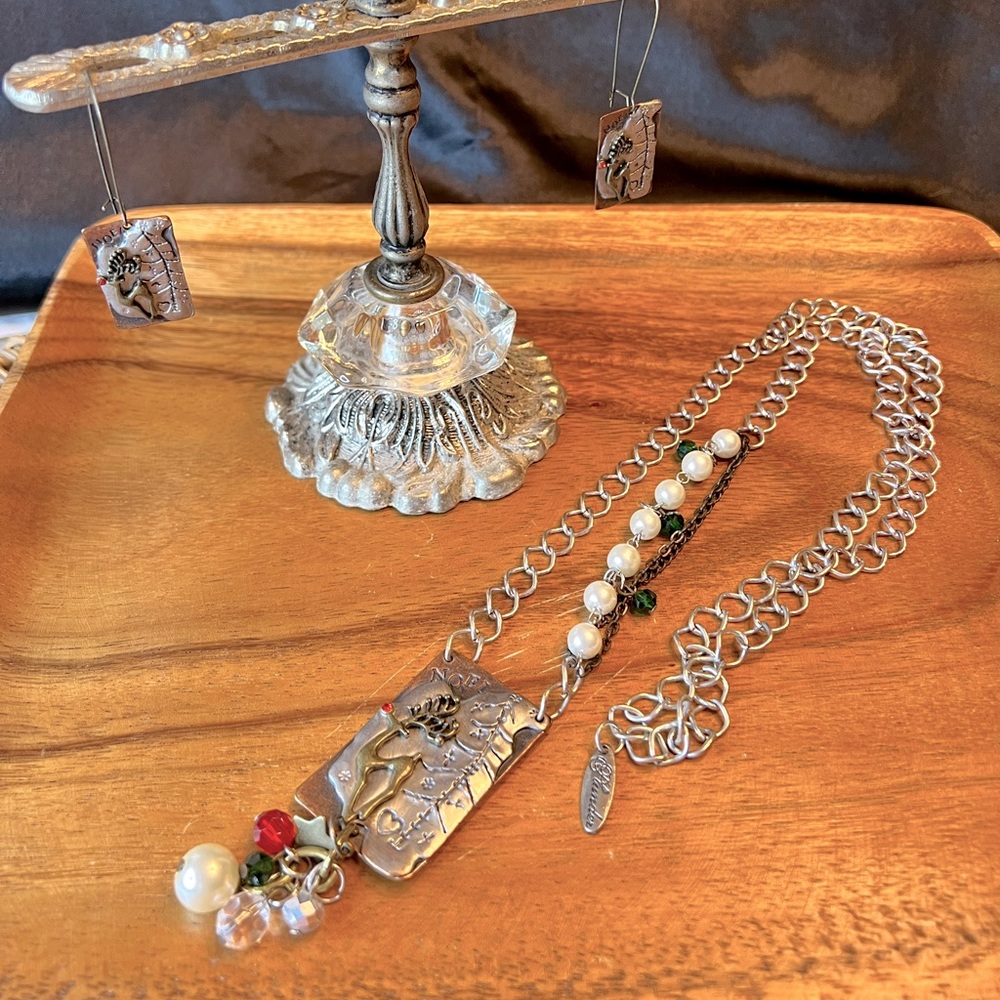 Plunder “Noel” Necklace and Earrings.